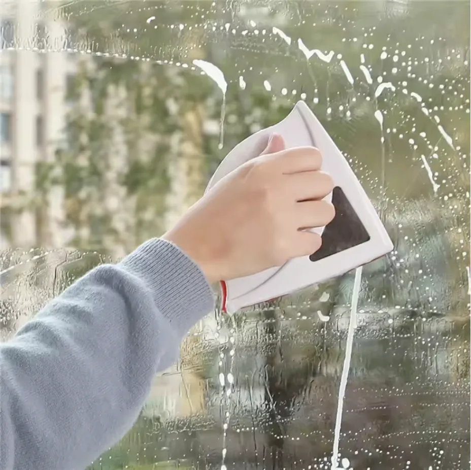Magnetic Double-Sided Glass Cleaning Brush