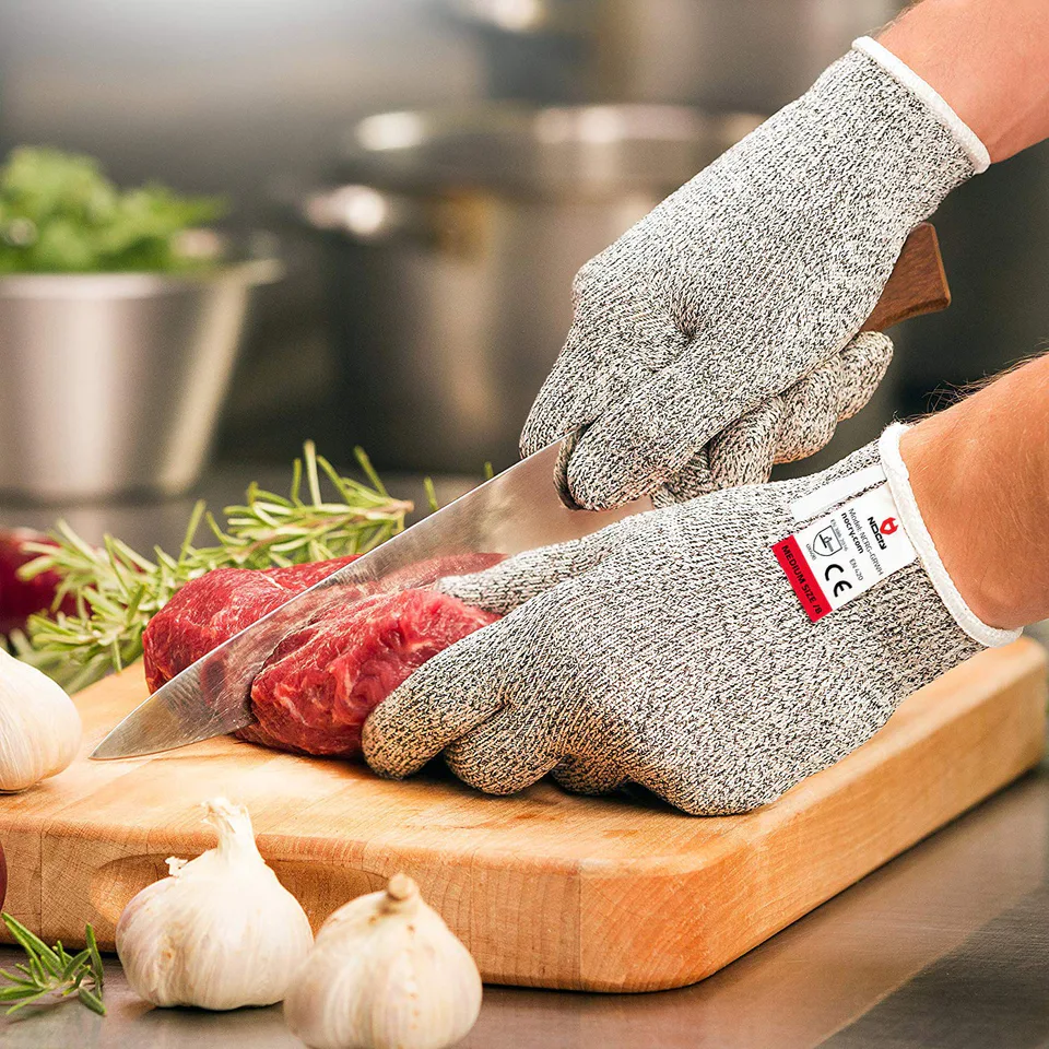 cut resisrant gloves