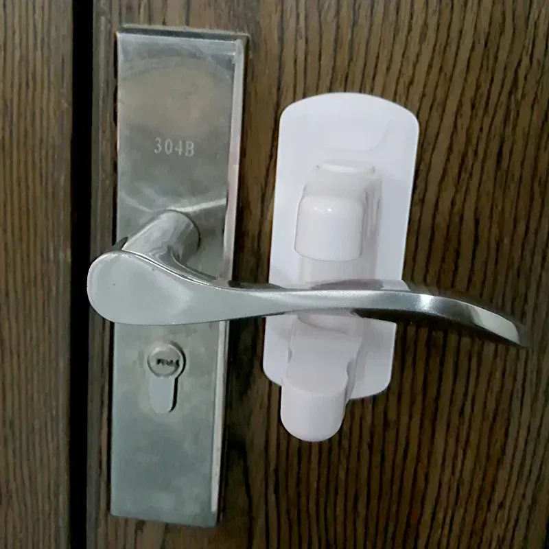 baby safety door lever lock
